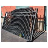 ALUMINUM FENCE W DOUBLE GATE 24