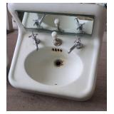 CAST IRON PORCELAIN BATH SINK W/ FAUCETS & MIRROR