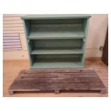 PAINTED WOOD STORE DISPLAY AND WOOD PALLET
