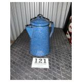 Granite war tea kettle