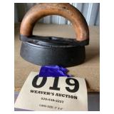 Side iron with removable handle