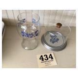 2pcs of Pfaltzgraff Yorktowne pattern