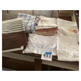 Vintage table linens lot