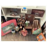 Miscellaneous lot of different household crafts,