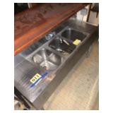 Three tub bar sink