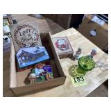 Small housewares, decorations lot two music boxes