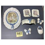 Household wall hanging decorated set plus clock