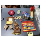 Miscellaneous household items lot