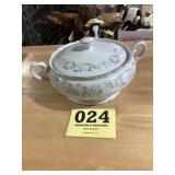 Sheffield Fine China Serving Bowl handle chip