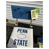 The paternal autograph of Penn State bleach