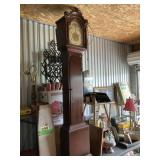 Electric grandfather clock