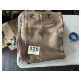 Curtain lot, the nice shaded style