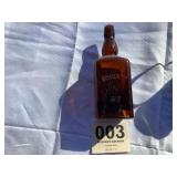 Rohr McHenry Whisky bottle small piece missing