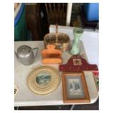 Assorted Household Decorations