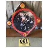 NIB Kiss clock
