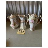 Vintage tea pots