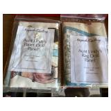 Aunt Lindyï¿½s paper doll panels