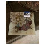 Decorative surfer plate