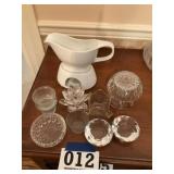 Miscellaneous glassware lot
