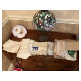 Doilies and dining napkins