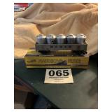 American Flyer Monon hopper car with containers