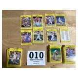 Lot of 1991 Fleer baseball trading cards