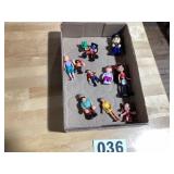 Miscellaneous toy figurine lot