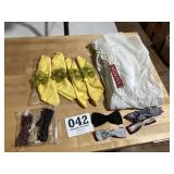 New Merona size large girls dress, old bow ties