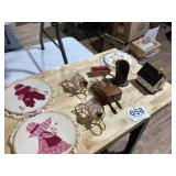Lot of household items, wall hangings, and a neat