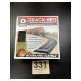O gauge 24 foot continuous roll track bed