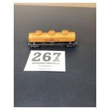 Shell 3 domed tanker car 1245 HO