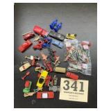 Train accessories, lot, people, cars, animals,