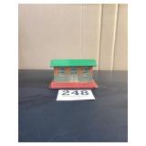 Glen Ellyn waiting room train station HO