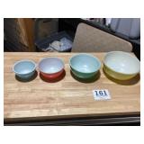 Vintage set of Pyrex, mixing bowls, multicolor