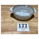 Vintage Pyrex baking dish with glass lid