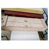 WHITE WOODEN RIFLE CRATE