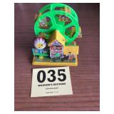 Wind up Ferris wheel