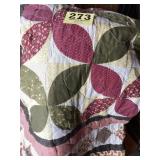 88 x 1 60 quilt with two pillow covers