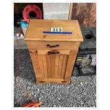 Small cupboard for trashcan