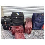 Luggage lot seven pieces