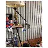 Adjustable spotlight lamp