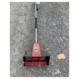 Toro power shovel