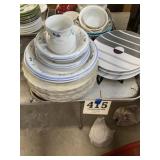 Miscellaneous glassware, some Alegro