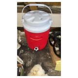 Rubbermaid cooler
