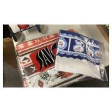 Savoy twin size blanket and table cloth