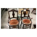 Hip Hugger Chair Planters