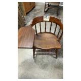 Spindle back telephone chair