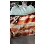 King thermal blanket and Mossy Oak flag blanket