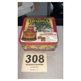 Crayola crayon tin set