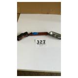 HO gauge Pennsylvania railroad cars and caboose